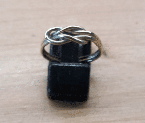 Gouden "knoopring"