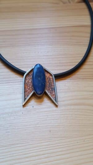 Tulphanger Lapis Lazuli